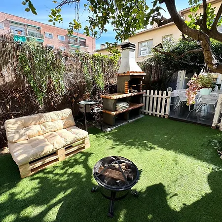 Casa En Junto A Playa Y Tren * Masnou