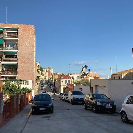 Casa En Junto A Playa Y Tren Holiday home